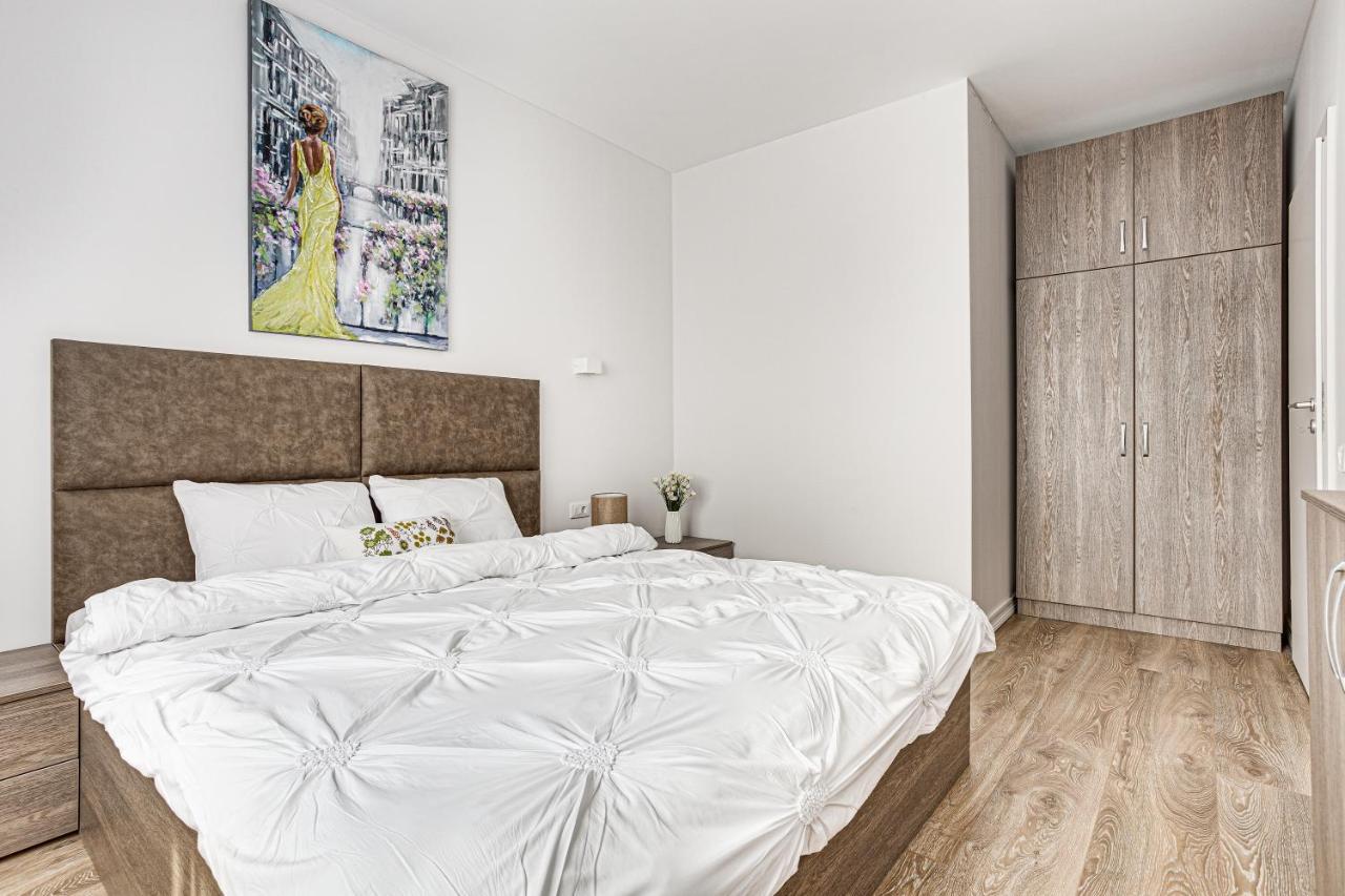 Ari Olive Apartment Near Atrium & Afi Mall Arad Buitenkant foto